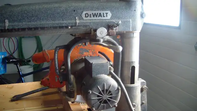 DEWALT 14' RADIAL ARM SAW - Photo 2