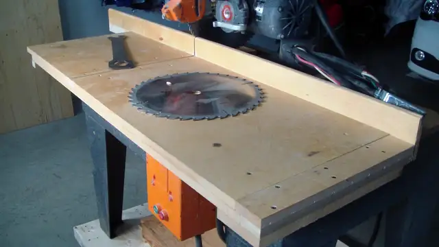 DEWALT 14' RADIAL ARM SAW - Photo 9