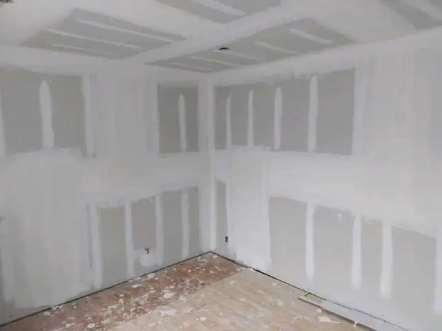 Drywall Taper - Photo 3