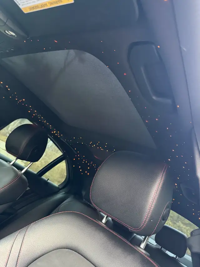 2017 Mercedes-Benz C 43 metallic white exterior black interior - Photo 8