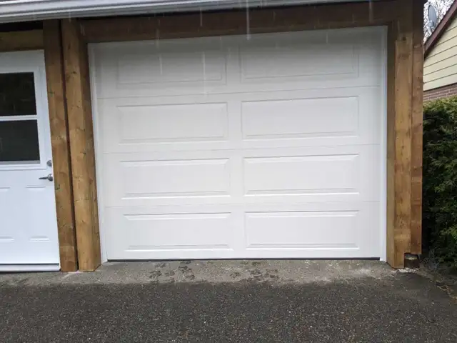 Door guy Dylan - Photo 8