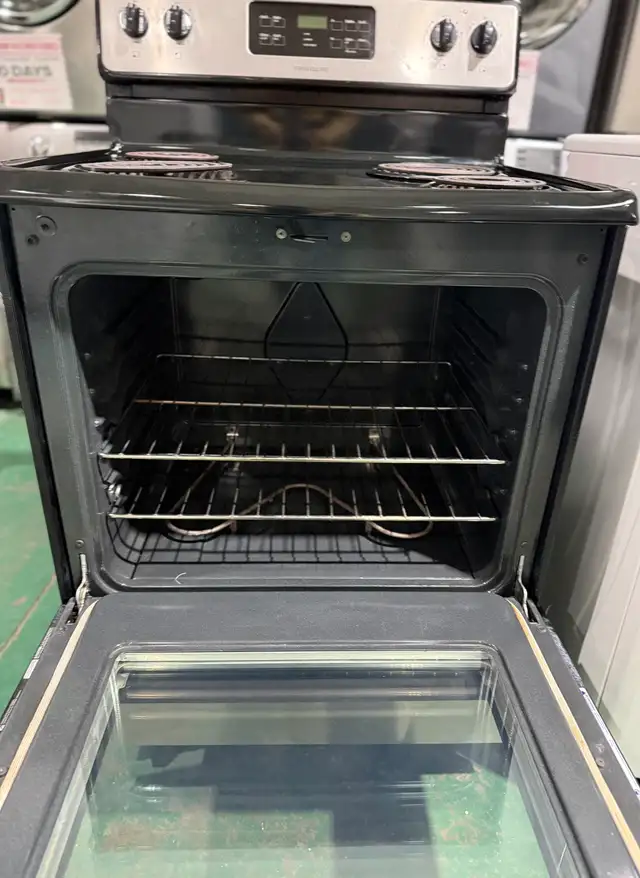 Frigidaire Stove S4210 - Photo 2