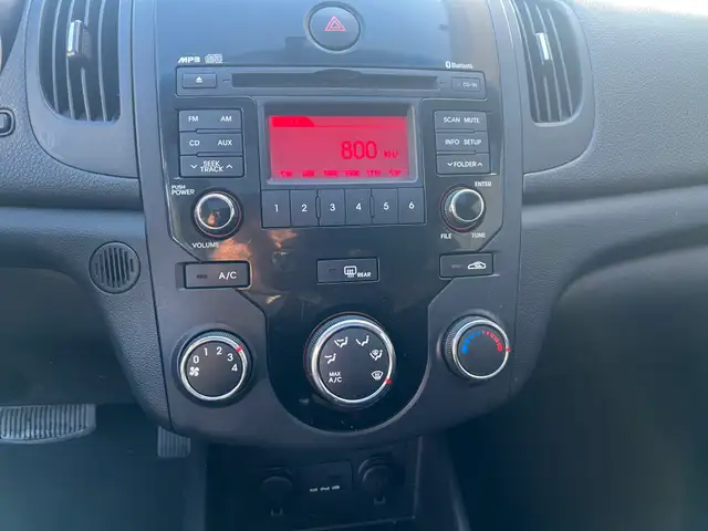 2012 Kia Forte Koup - Photo 22