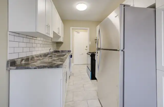 BRAND NEW 1BR   BALCONY – ALL UTILITIES INCLUDED - Photo 13