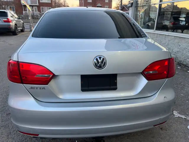 2013 Volkswagen Jetta Sedan - Photo 10