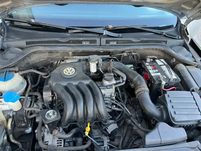 2013 Volkswagen Jetta Sedan - Photo 21