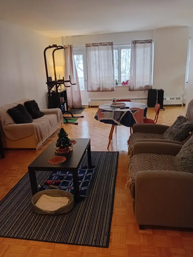 Lease transfer/Transfert bail - Apartment 1 BD - Montreal H3V1C7