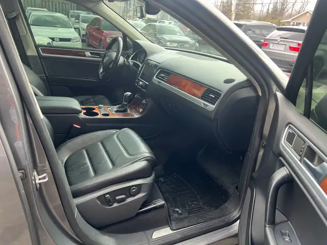 2013 Volkswagen Touareg - Photo 14