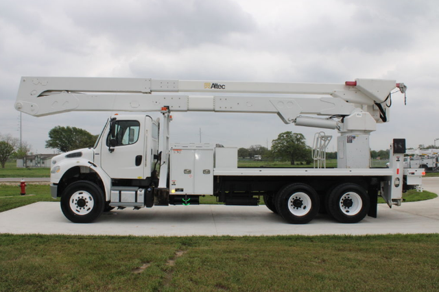 2018 Freightliner M2 Altec A77T Bucket Truck - Photo 5