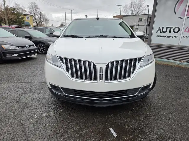 Lincoln MKX 2013 CUIR TOIT PANO 4X4 NAVIGATION - Photo 2