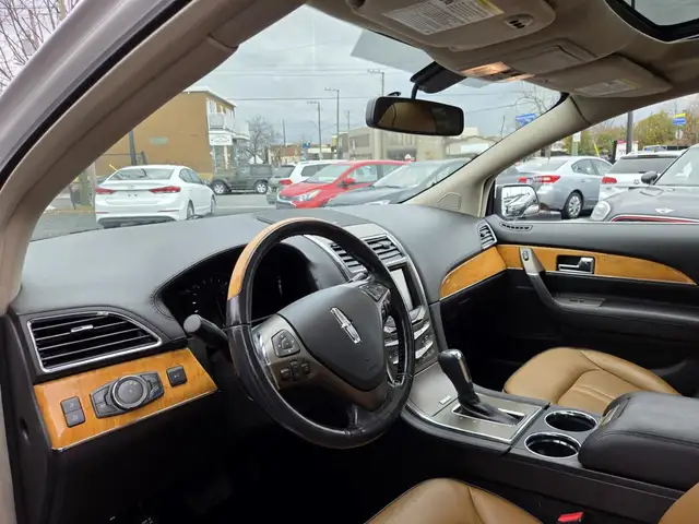 Lincoln MKX 2013 CUIR TOIT PANO 4X4 NAVIGATION - Photo 15