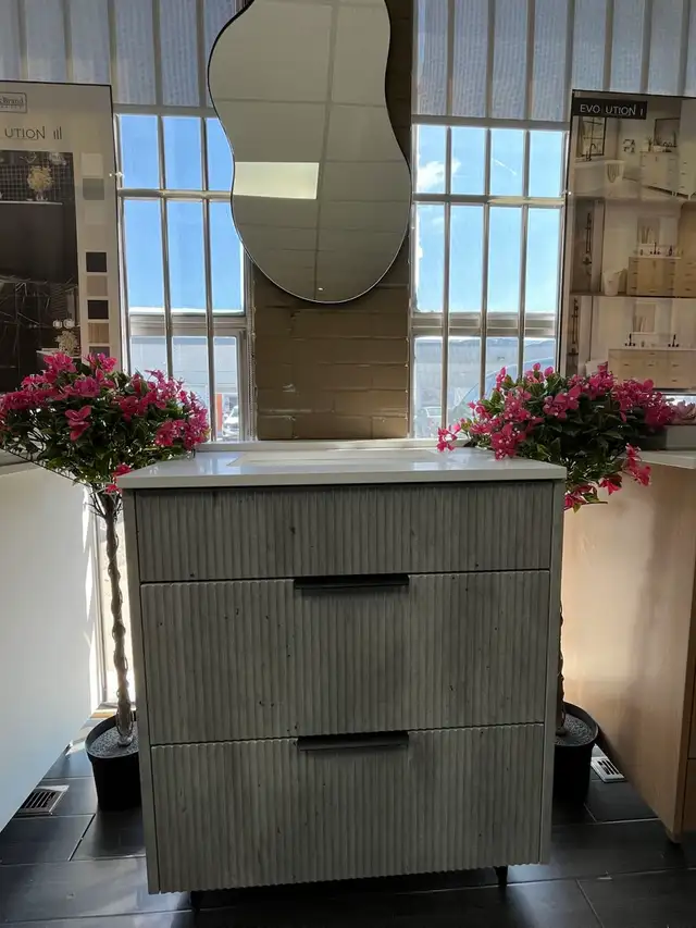 Evolution 3 – Custom Fluted Bathroom Cabinet Collection - Photo 2