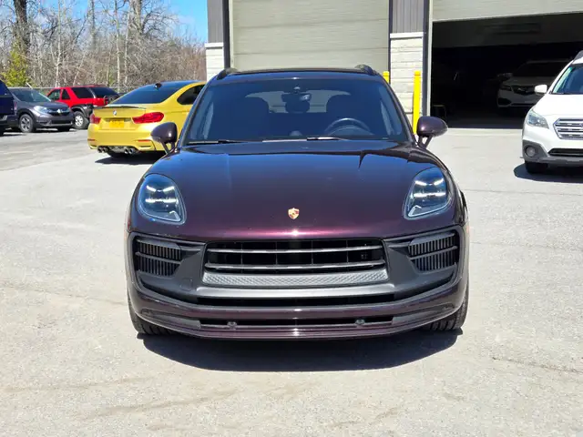 2023 Porsche Macan - CLEAN CARFAX, RARE COLOR, BEAUTIFUL SPEC - Photo 5
