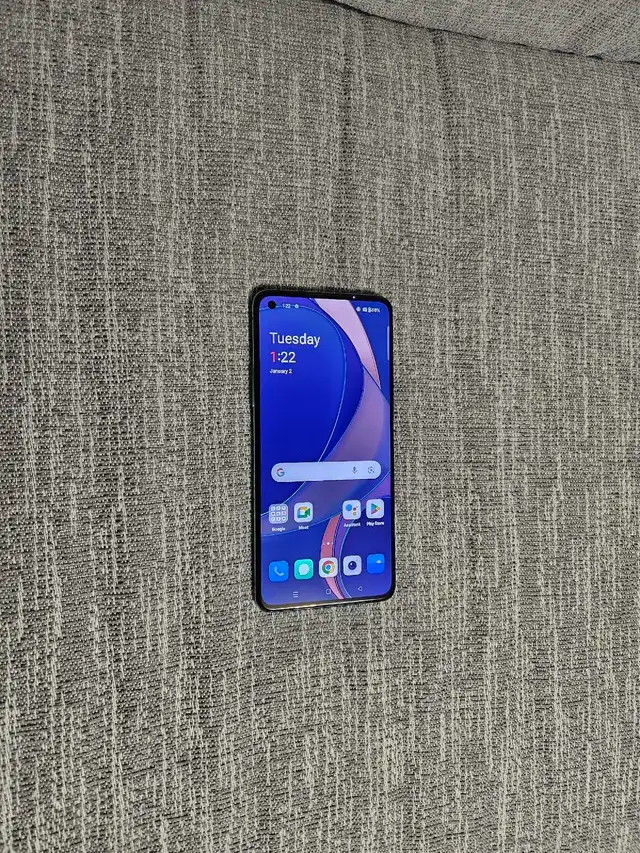 OnePlus 8T. 256GB, 12 GB ram