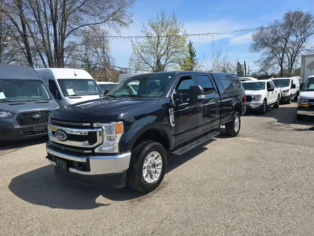 2022 Ford F250 XLT - Photo 2