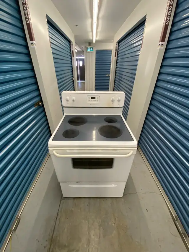 WHITE ELECTRIC STOVE OVEN - Photo 4