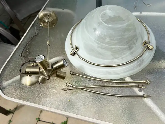 ONE NEW 5 BULB HANGING CEILING LIGHTAS PICTURED