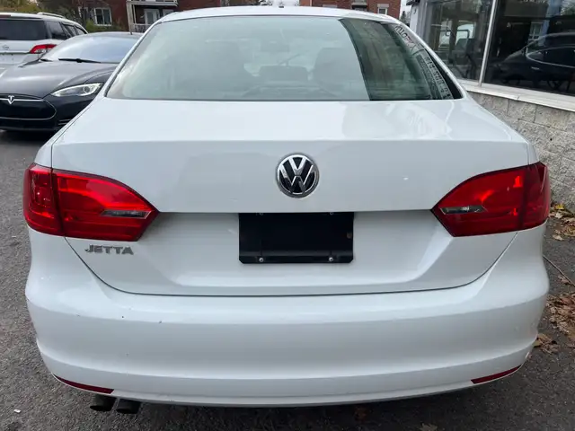 2014 Volkswagen Jetta Sedan - Photo 9