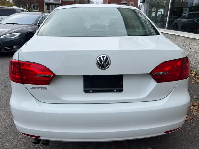 2014 Volkswagen Jetta Sedan - Photo 10