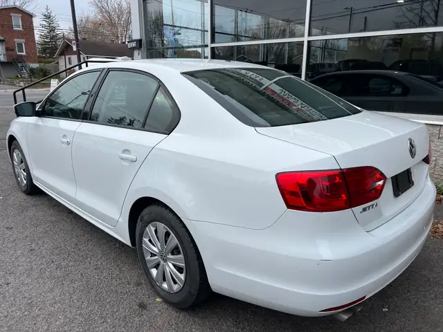 2014 Volkswagen Jetta Sedan - Photo 11