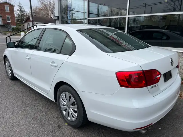 2014 Volkswagen Jetta Sedan - Photo 12