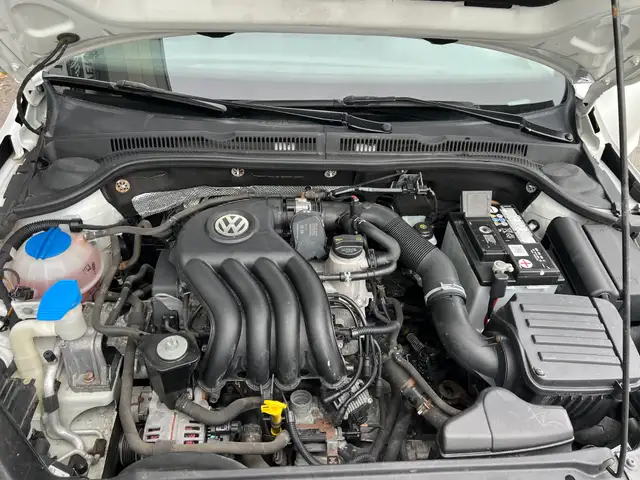 2014 Volkswagen Jetta Sedan - Photo 22