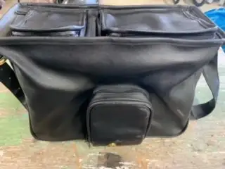 Medela Breast Pump - Photo 2