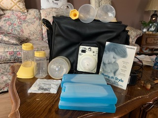 Medela Breast Pump - Photo 5