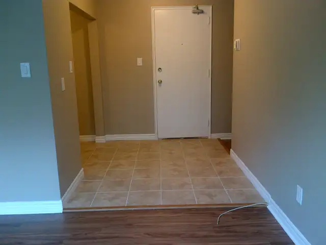 2 Bedroom June 1, Located on the main floor, ONE month free rent - Photo 10