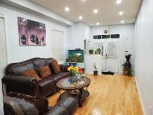 Detached 4BR/3WR house June 1