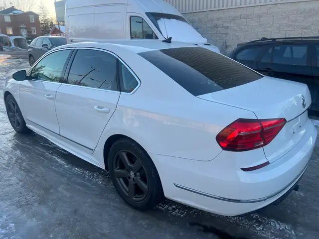 2016 Volkswagen Passat - Photo 12