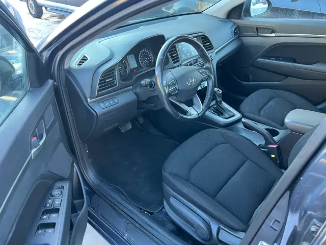 2020 Hyundai Elantra - Photo 13