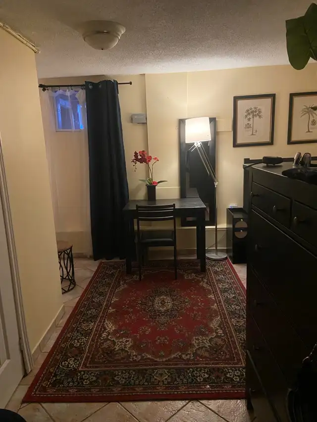 Room for rent in Toronto