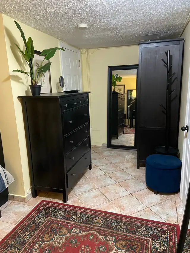 Room for rent in Toronto - Photo 5