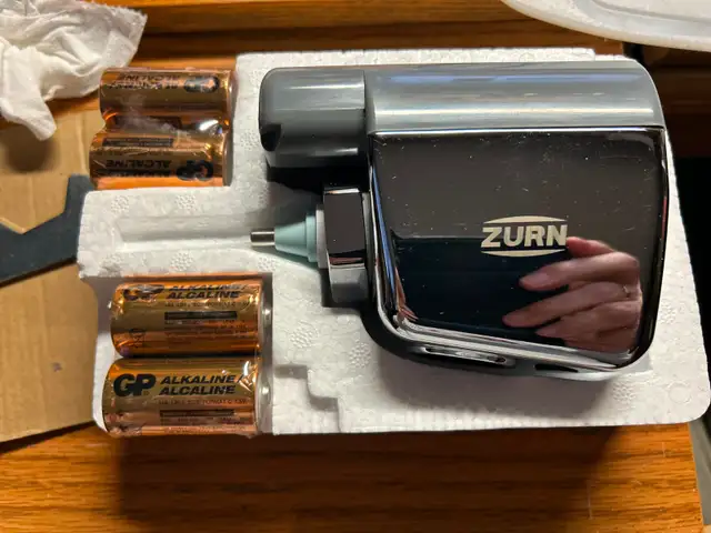 ONE NEW ZURN E-Z FLUSH SENSOR RETROFIT KIT ZERK-CPM - Photo 3