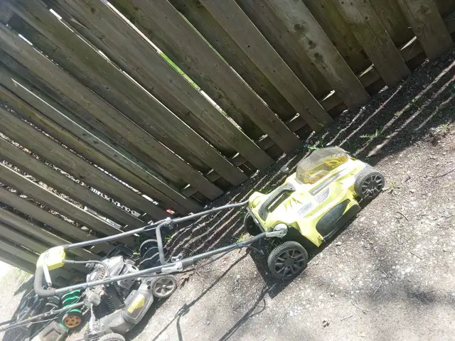 Ryobi Lawn Mower - Photo 2