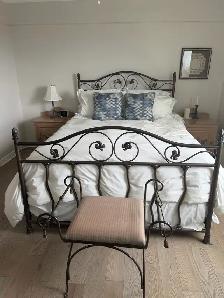 Bedroom Set  Queen Size