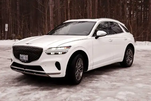 Luxury SUV For Rent - Genesis GV70 - Photo 3