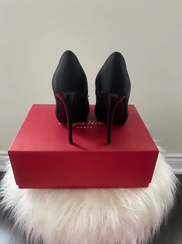Brand New Roger Vivien Classic Black High Heels For Sale - Photo 3