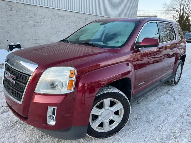 2011 GMC Terrain - Photo 2