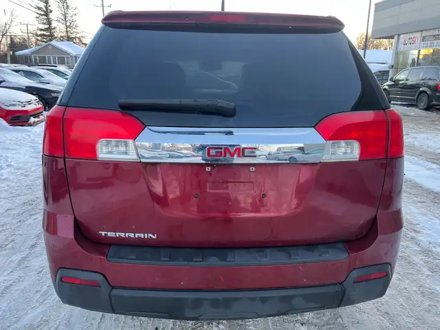 2011 GMC Terrain - Photo 8