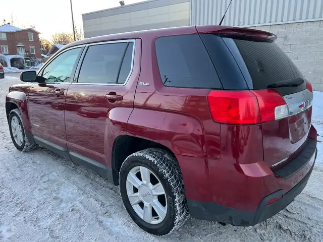 2011 GMC Terrain - Photo 10