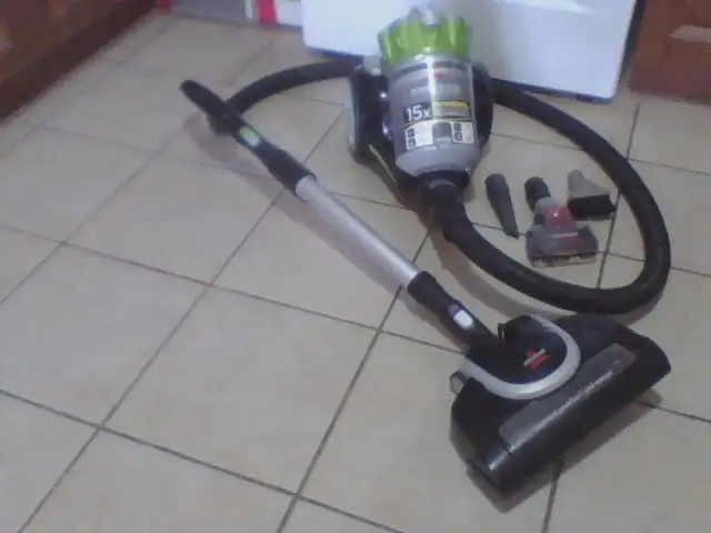 VACUUM CLEANER (90 day guarantee) $100
