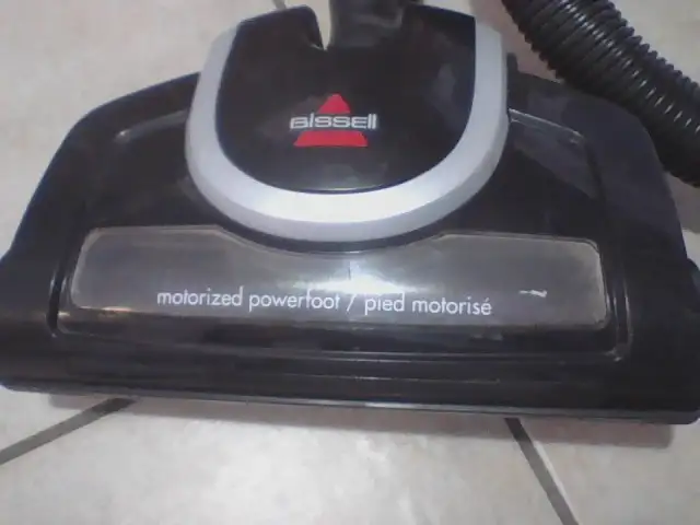 VACUUM CLEANER (90 day guarantee) $100 - Photo 3