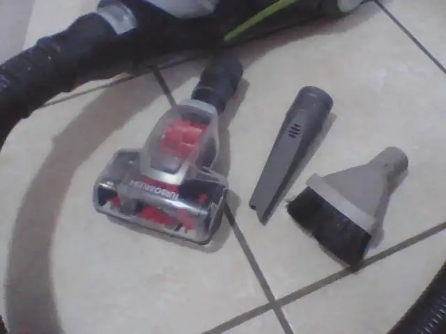 VACUUM CLEANER (90 day guarantee) $100 - Photo 4