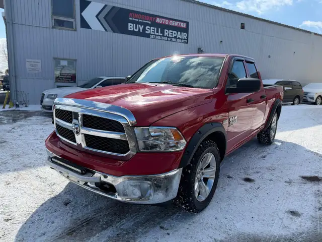 2019 Ram 1500 Classic ST QUAD CAB 4X4 / 6'4 BOX