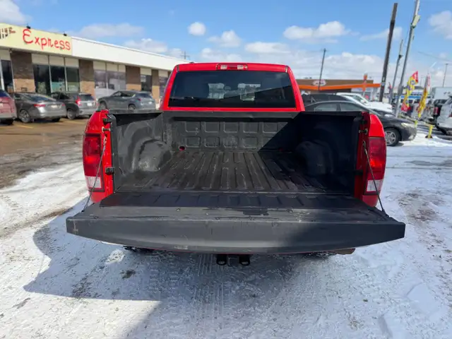 2019 Ram 1500 Classic ST QUAD CAB 4X4 / 6'4 BOX - Photo 5