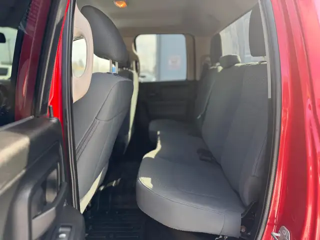 2019 Ram 1500 Classic ST QUAD CAB 4X4 / 6'4 BOX - Photo 9