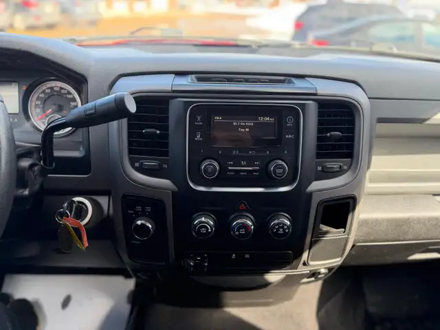 2019 Ram 1500 Classic ST QUAD CAB 4X4 / 6'4 BOX - Photo 12