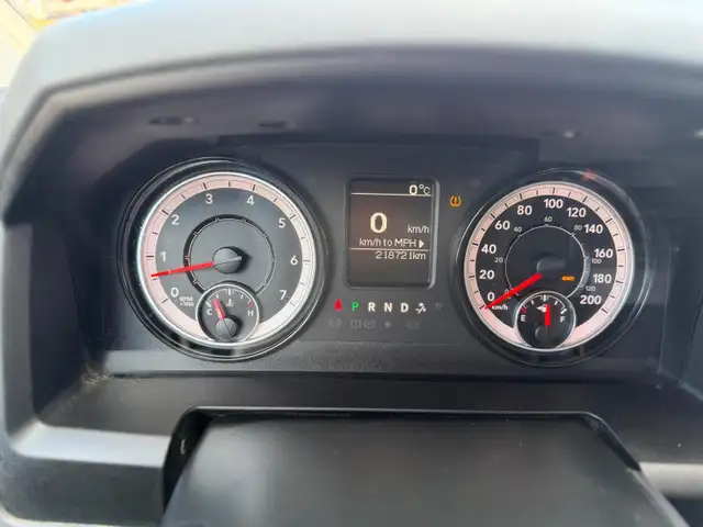 2019 Ram 1500 Classic ST QUAD CAB 4X4 / 6'4 BOX - Photo 20